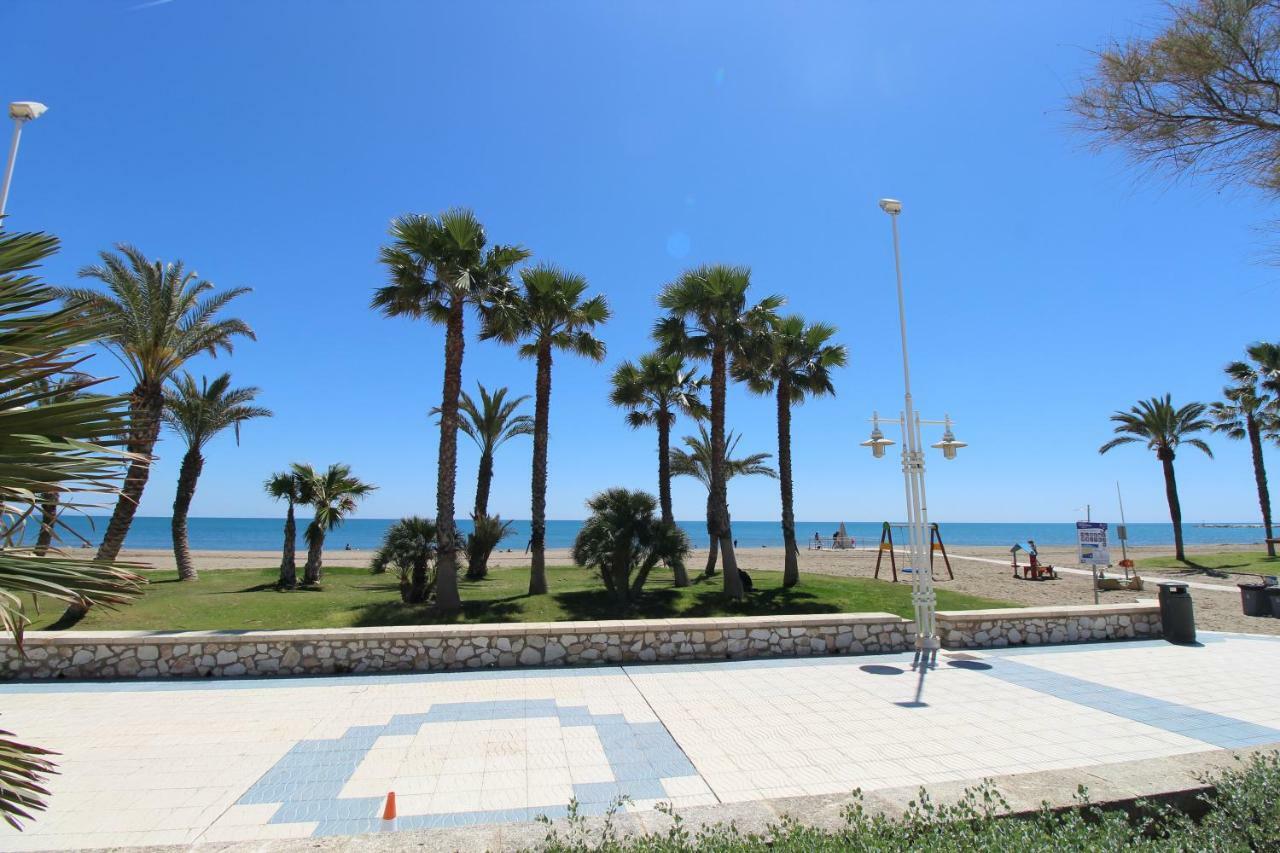 Playa De La Misericordia Malaga Ngoại thất bức ảnh